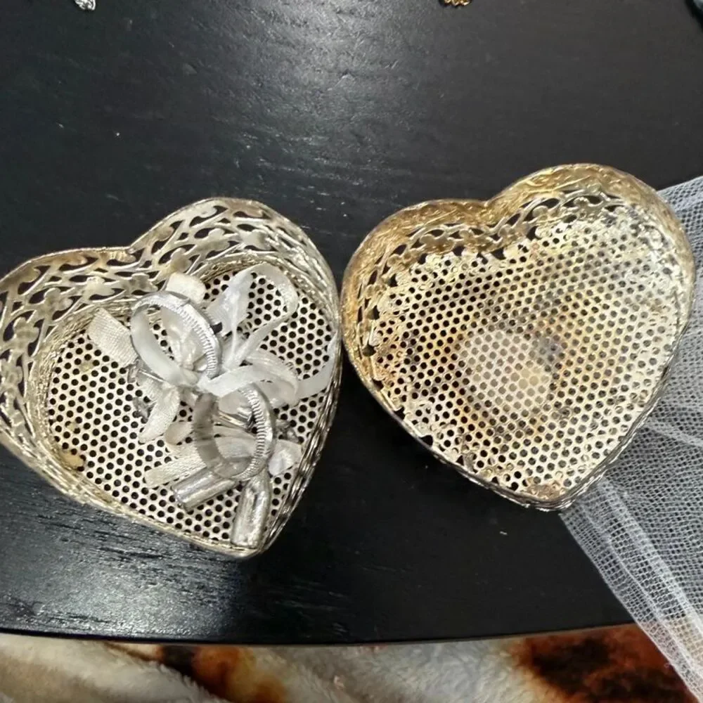 Vintage Heart Shape Silver Tone Jewelry Ring Engagement Box, Mesh, Veil n Rings